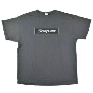Gray Fruit of the Loom Snap On Graphic Tee Size XL